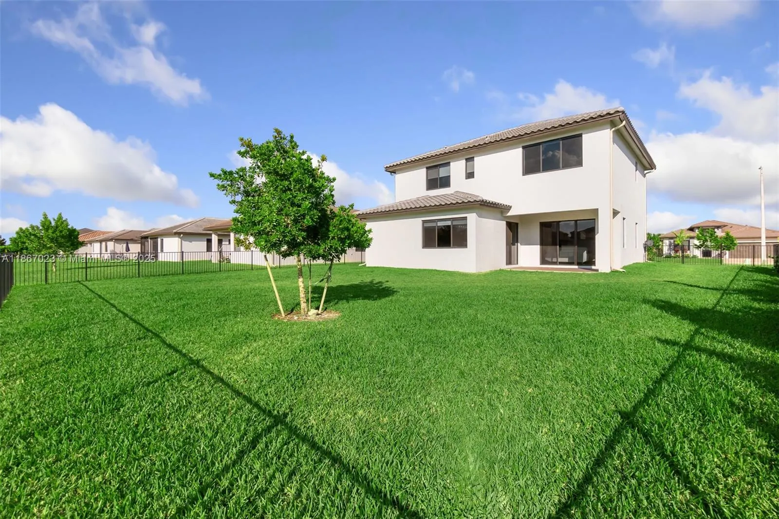 4948 Gambero Way