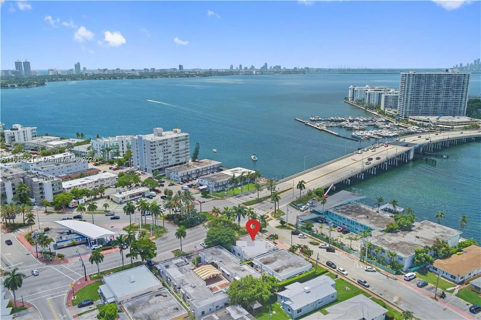 2101 Bay Dr, #3