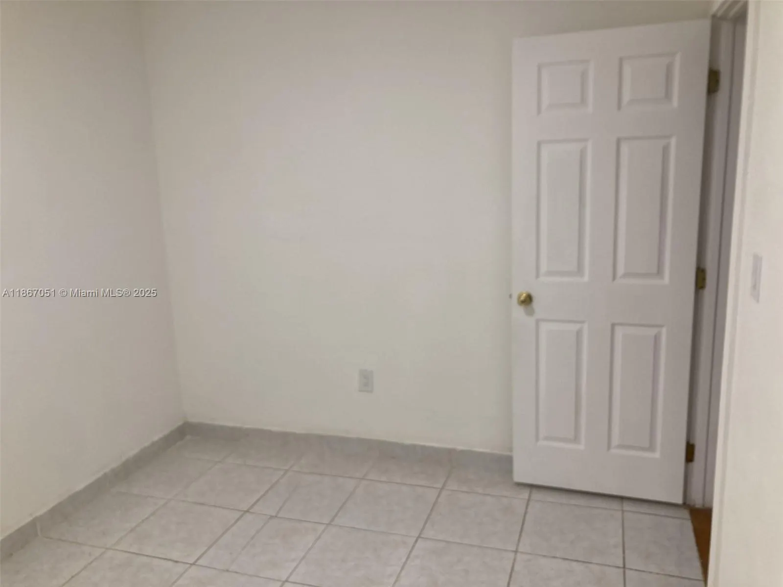 2101 Bay Dr, #3