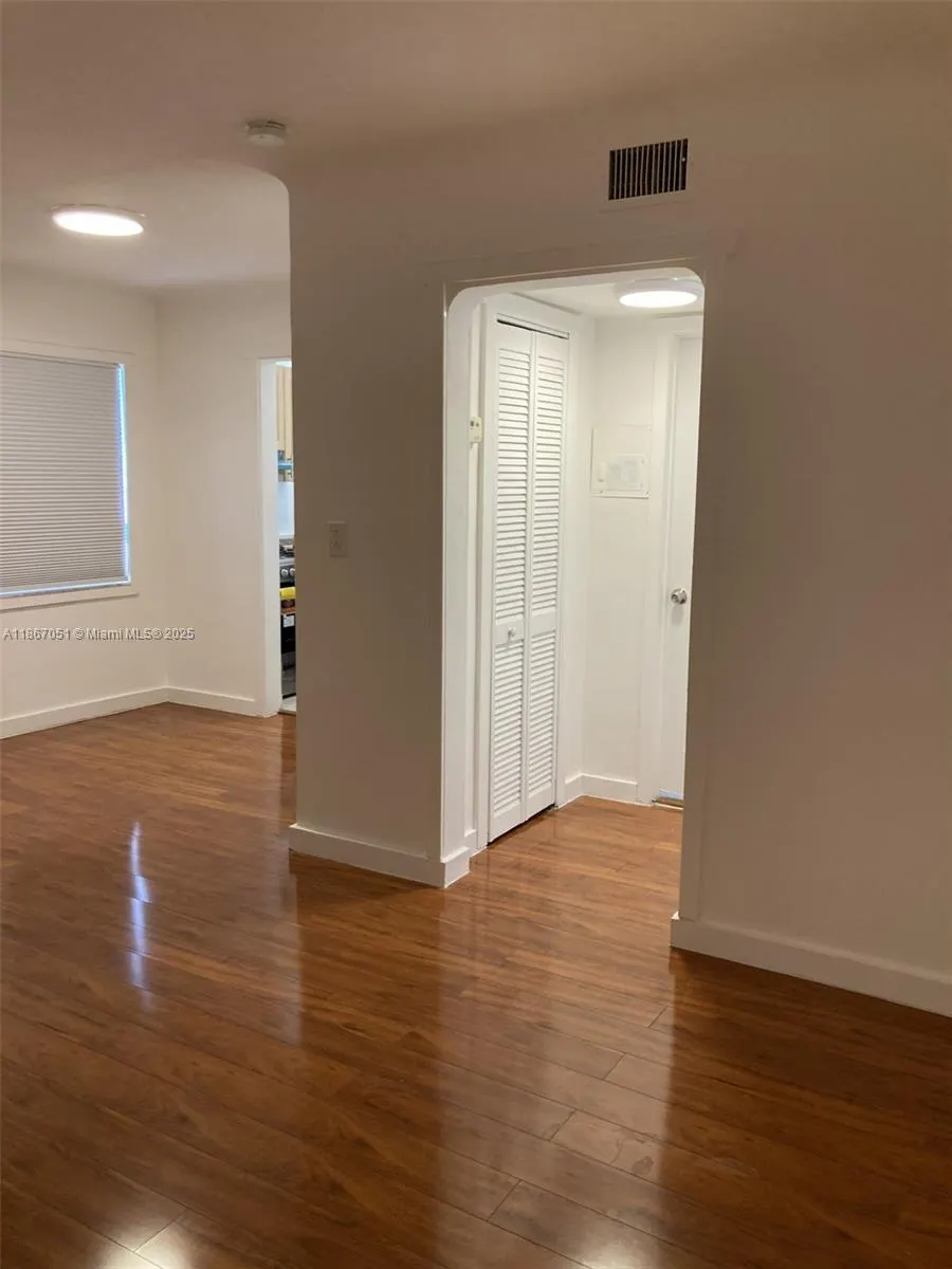 2101 Bay Dr, #3