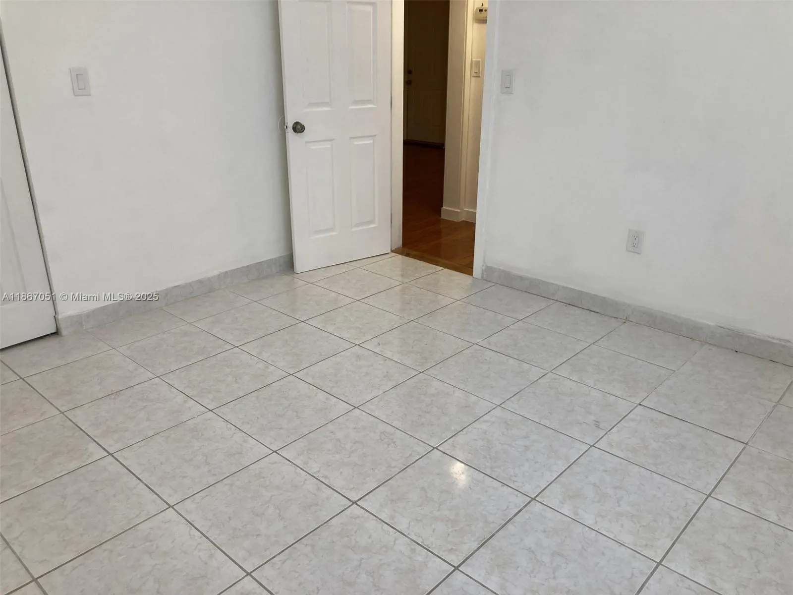 2101 Bay Dr, #3