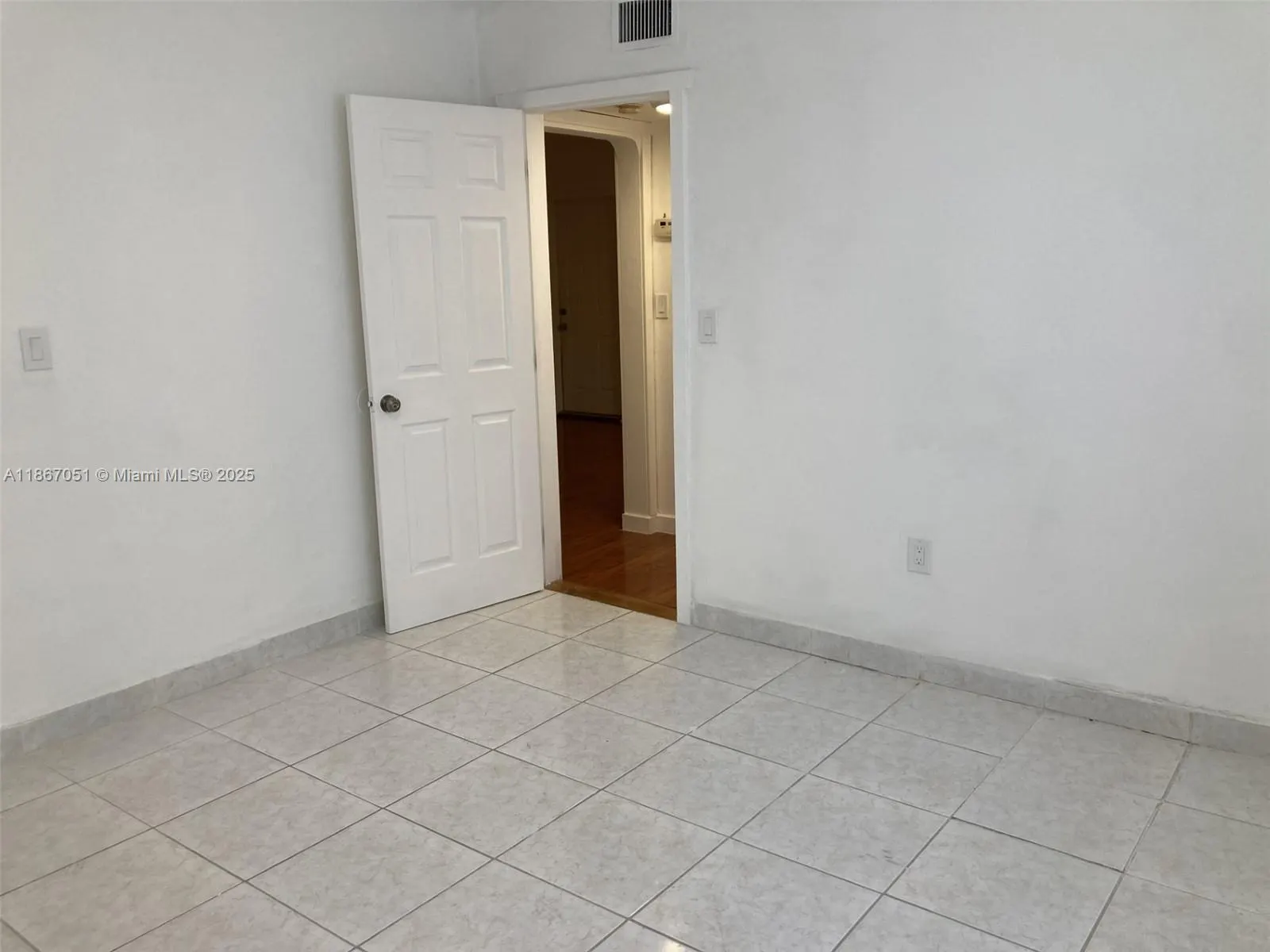 2101 Bay Dr, #3