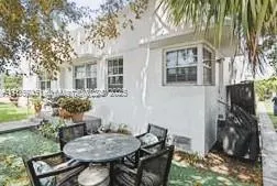 2101 Bay Dr, #3