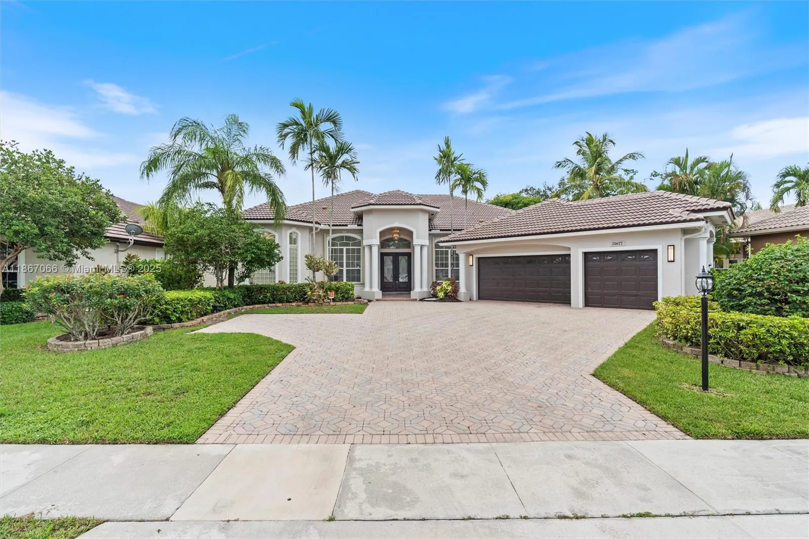 21677 Marigot Dr