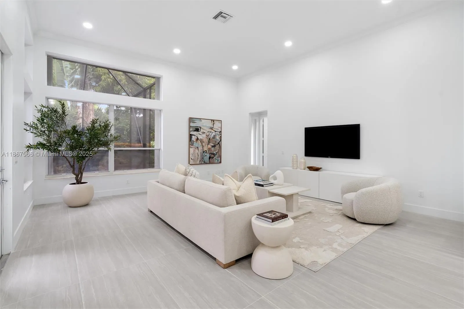 21677 Marigot Dr