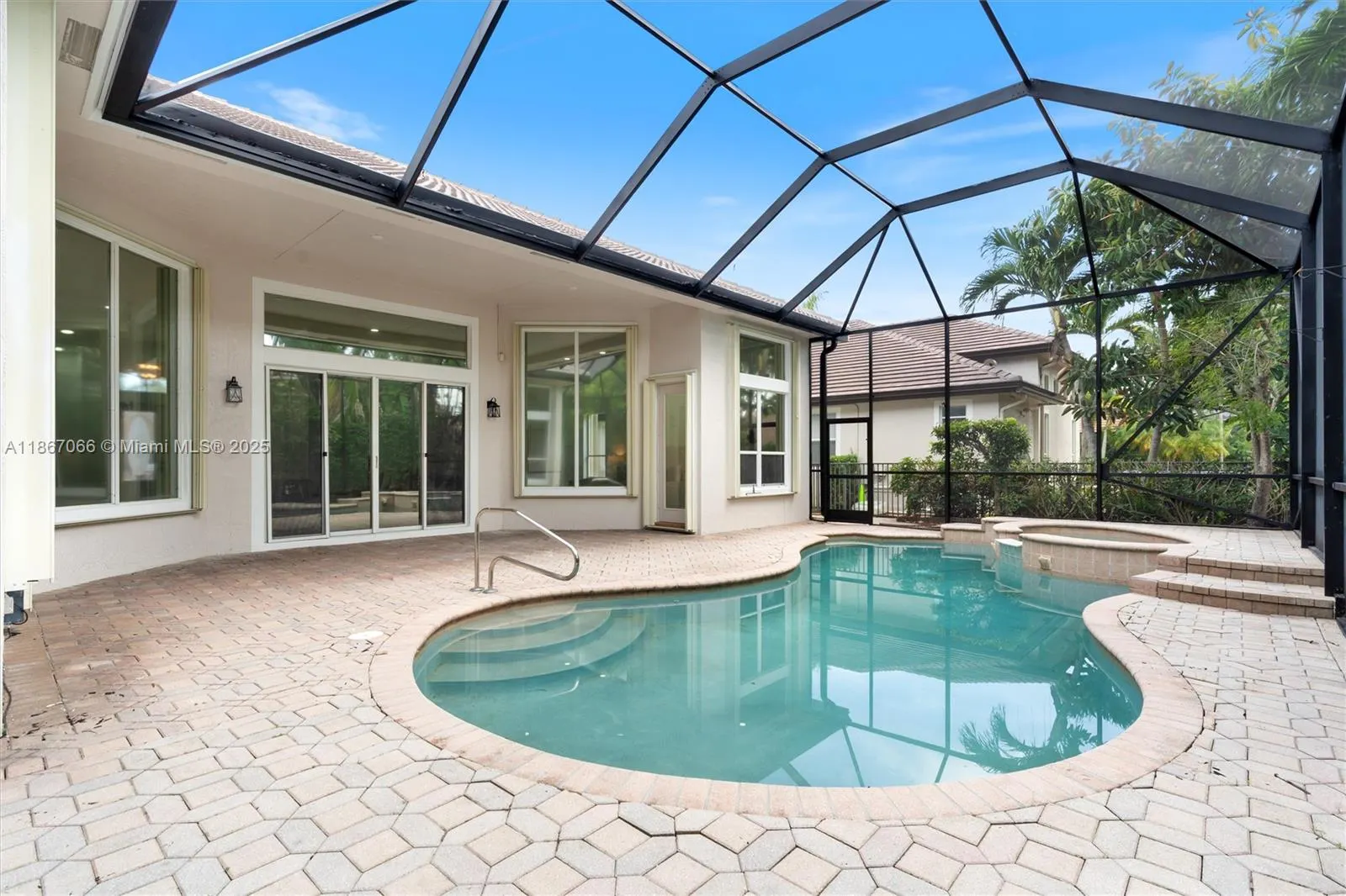 21677 Marigot Dr