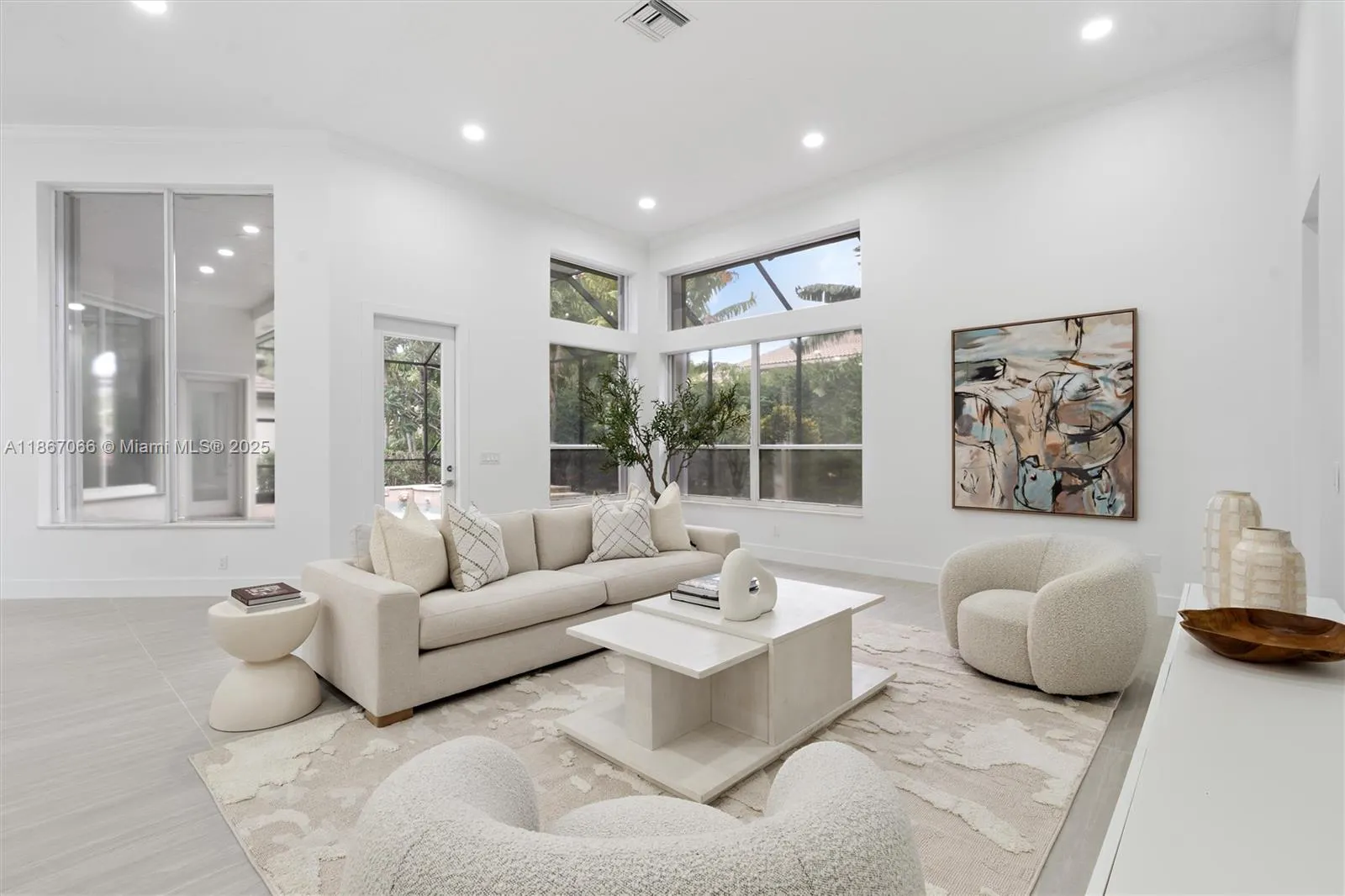 21677 Marigot Dr