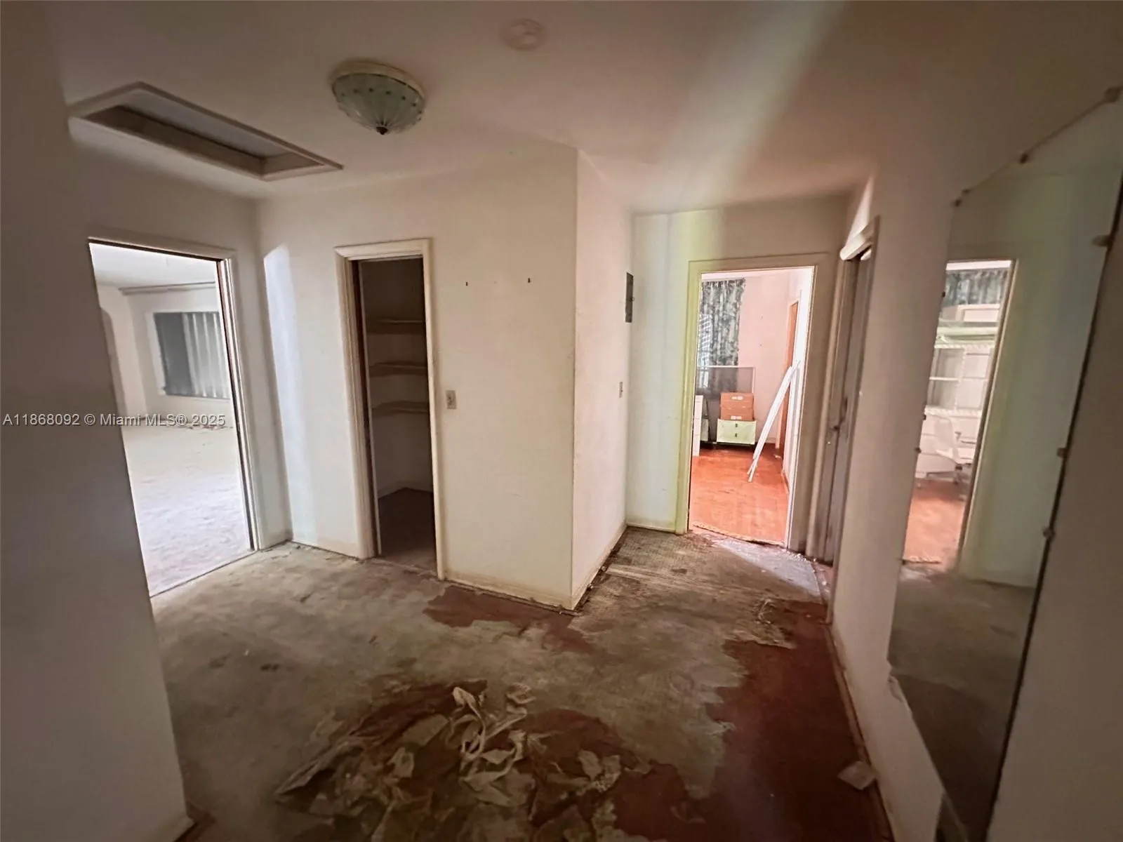 102 SW 1st Ave