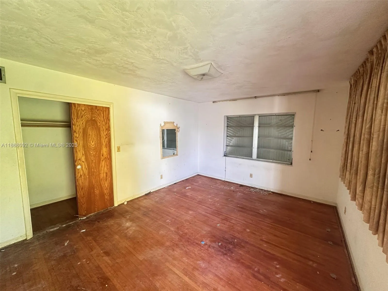 102 SW 1st Ave