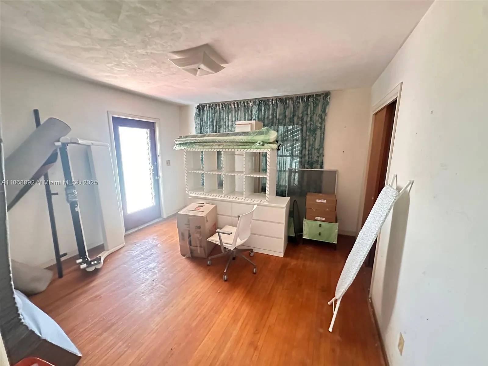 102 SW 1st Ave