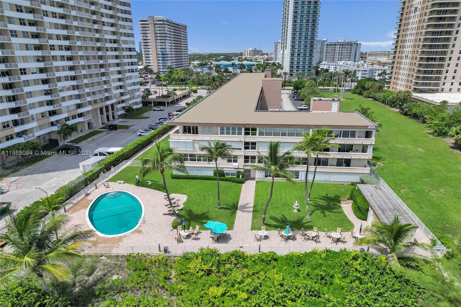 1936 S Ocean Dr, #21D