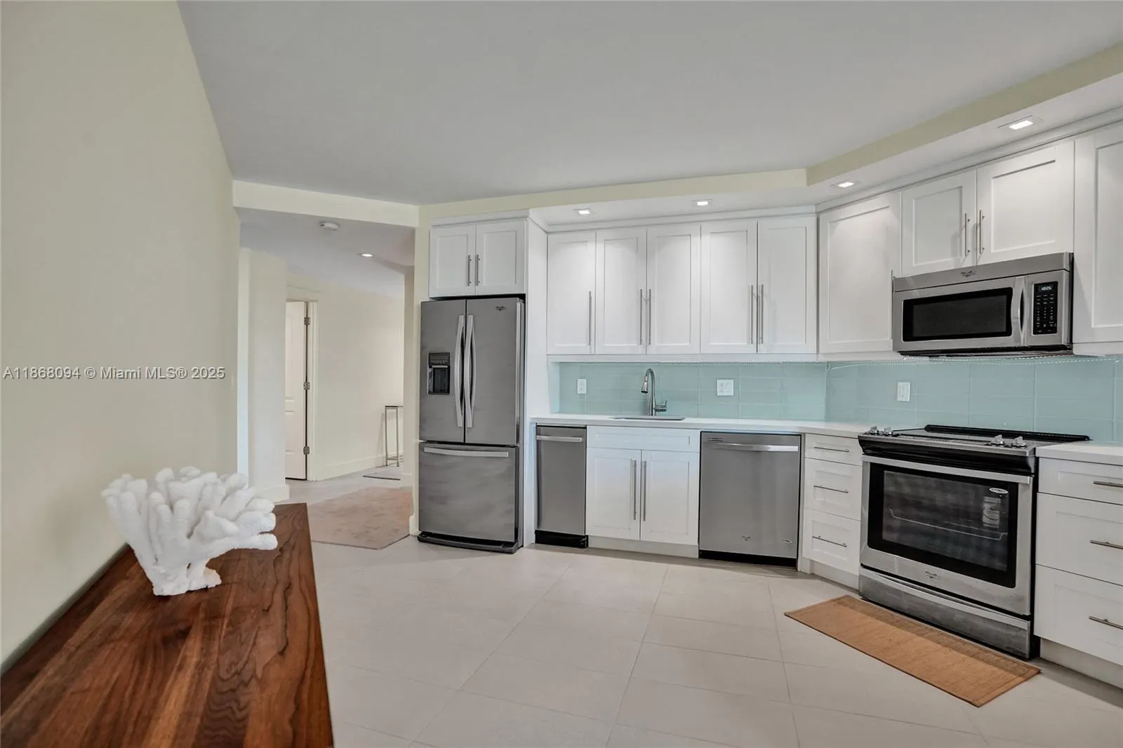 1936 S Ocean Dr, #21D