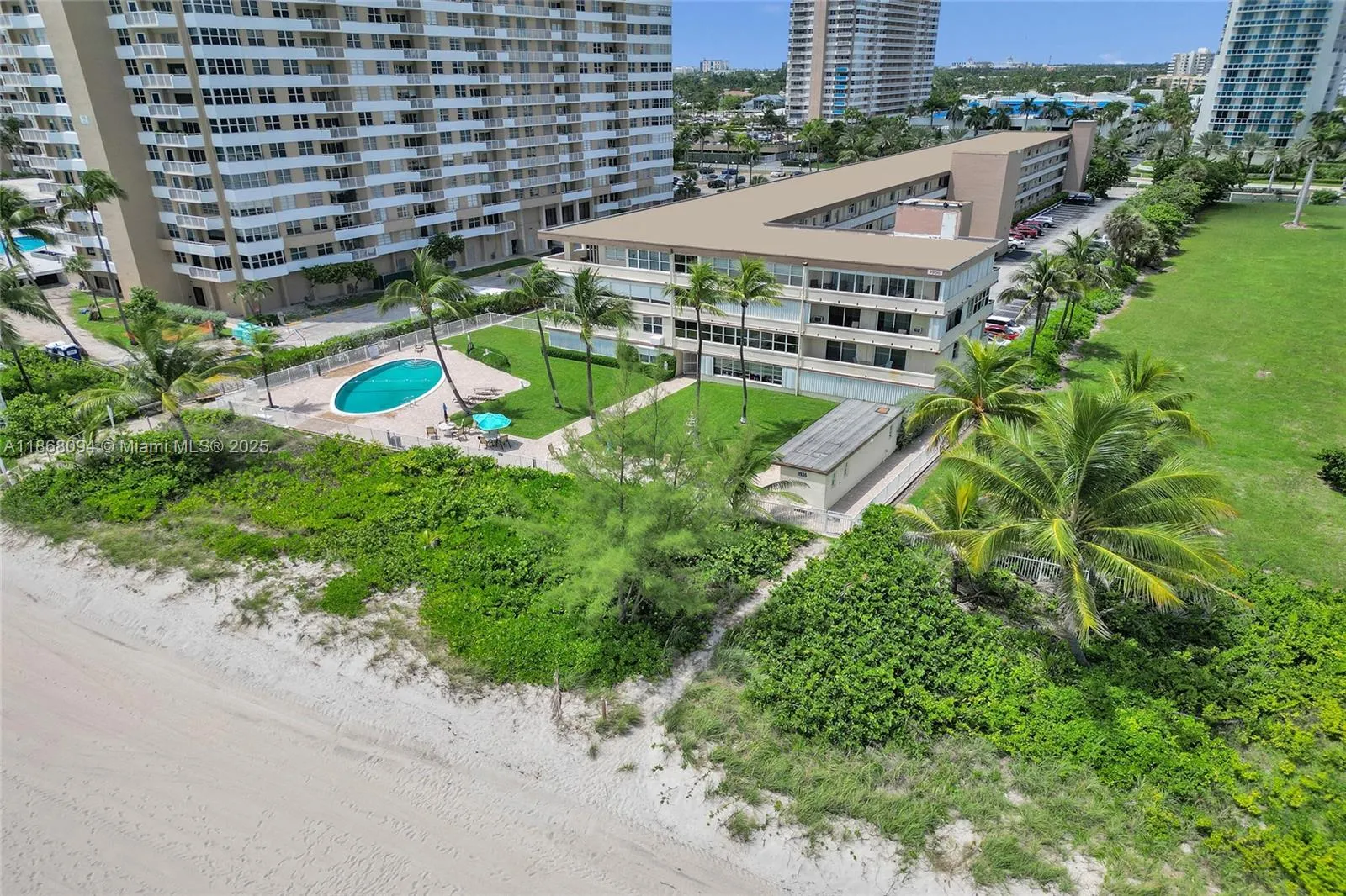 1936 S Ocean Dr, #21D