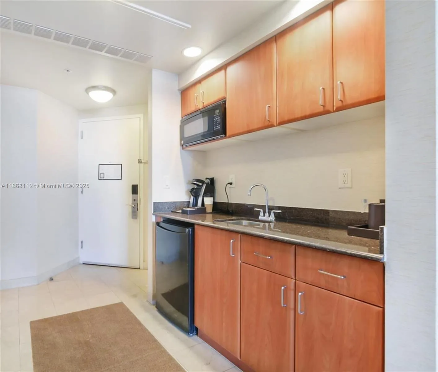 18001 Collins Ave, #2910