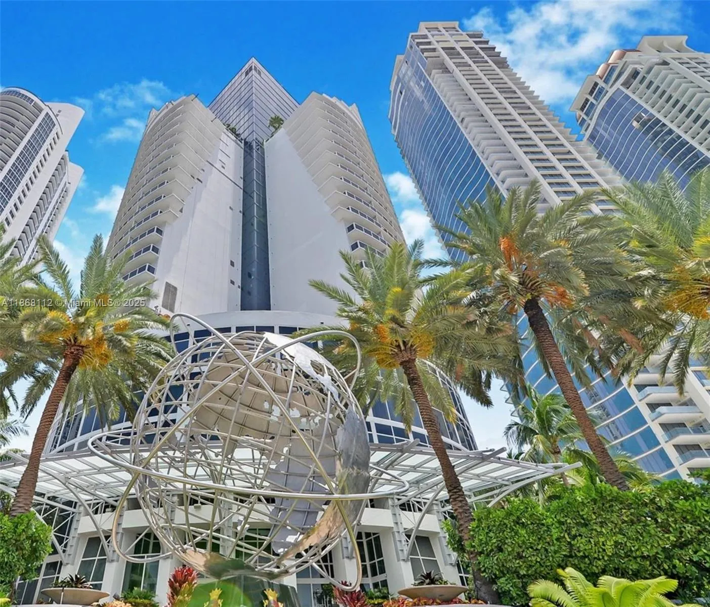 18001 Collins Ave, #2910