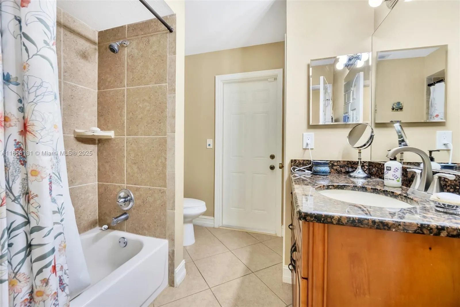 404 SW 33rd Ter