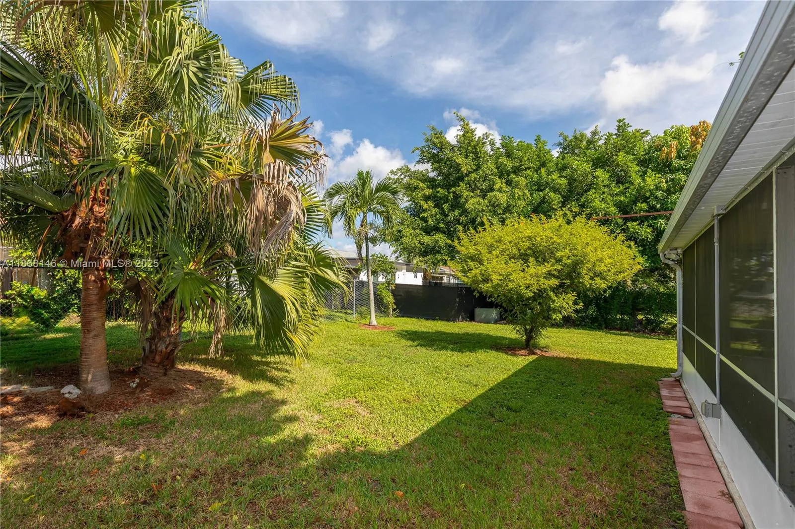 7003 NW 99th Ave