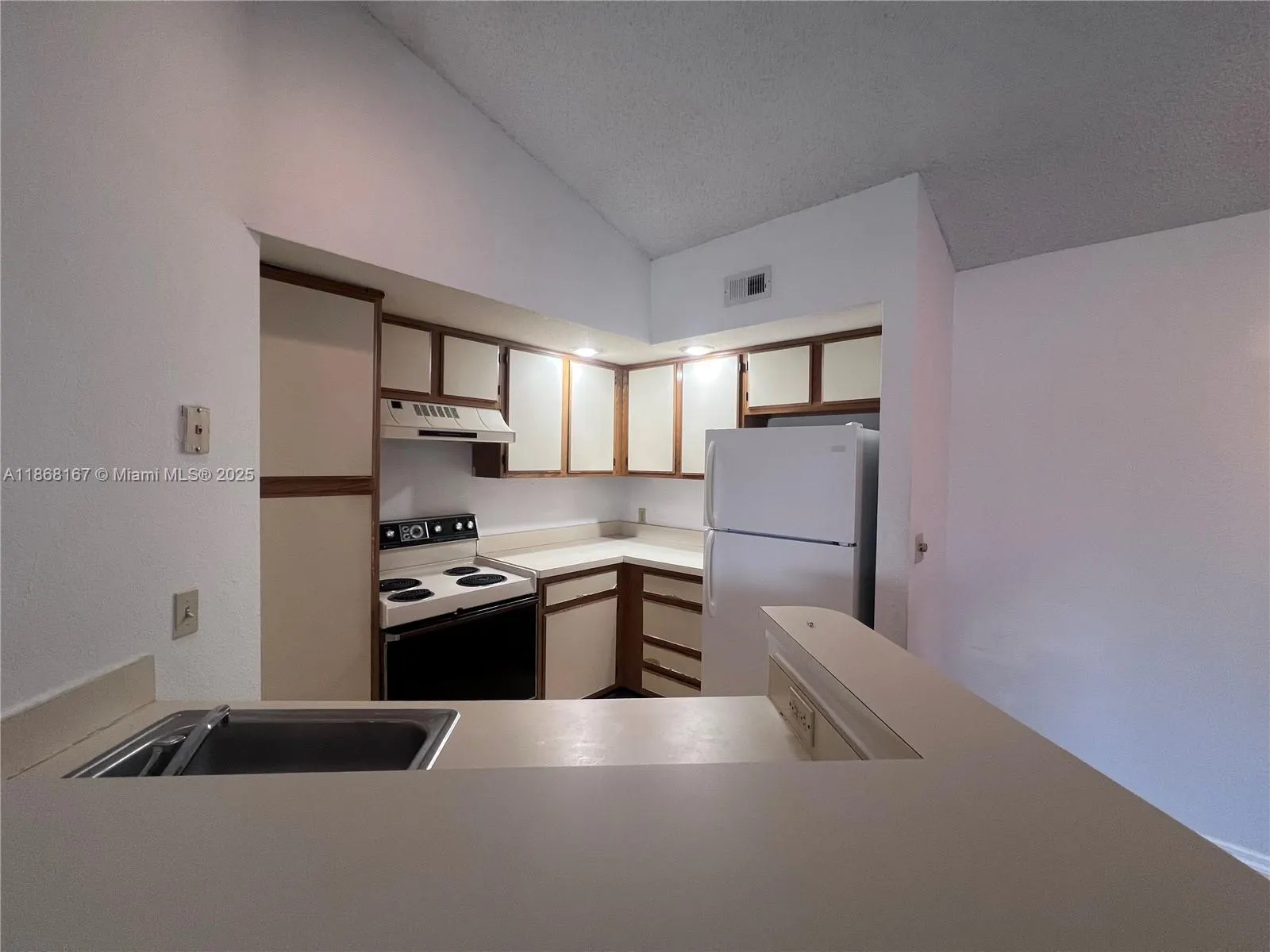 1401 Village Blvd, #722