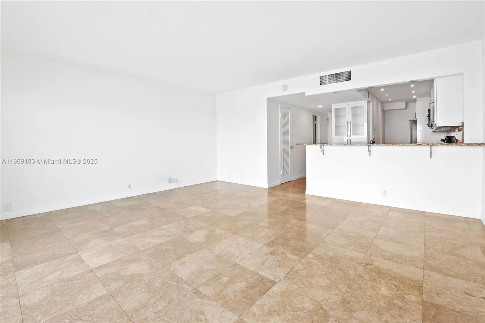 1000 West Ave, #PH12