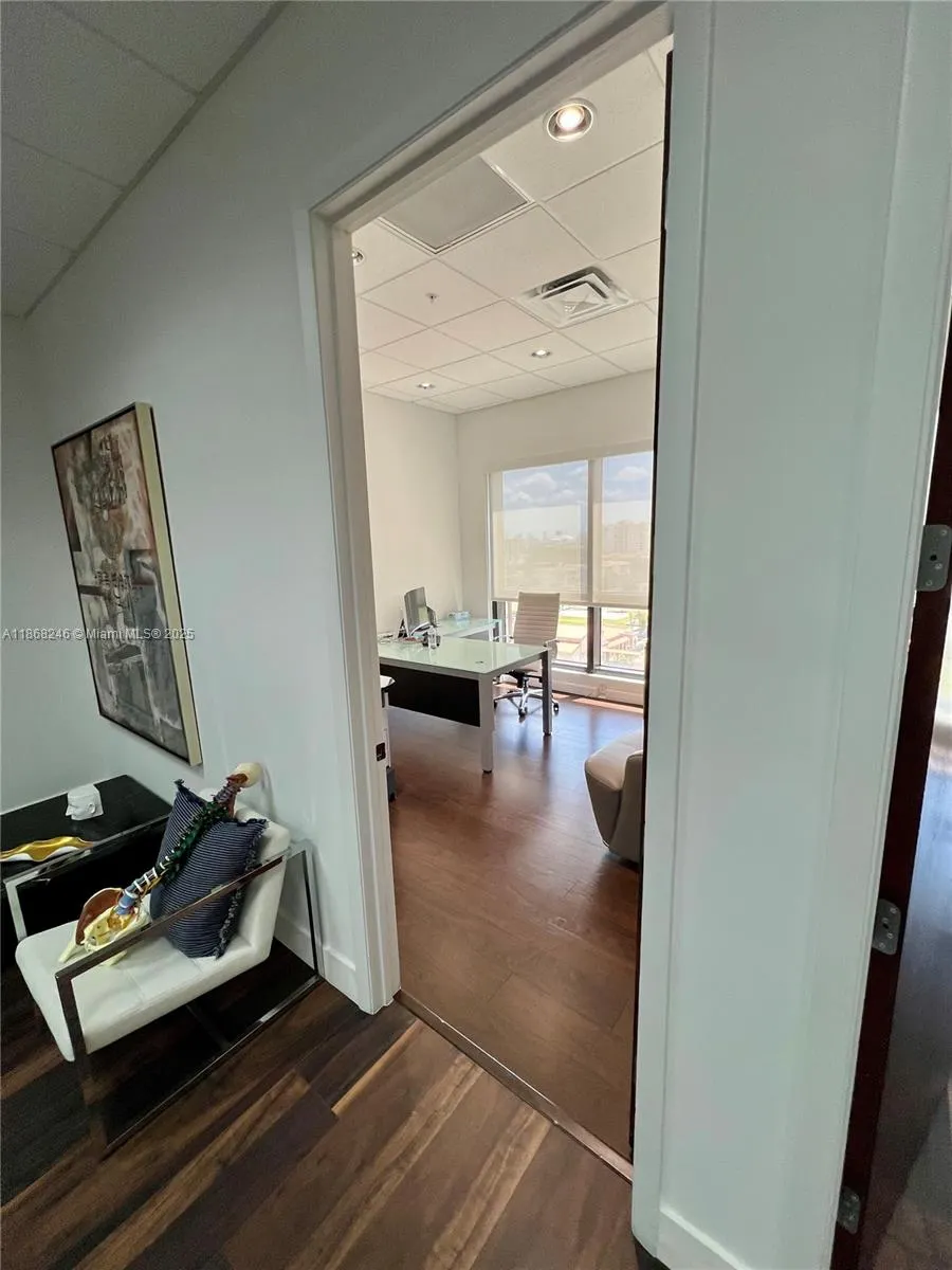 2020 Ponce De Leon Blvd, #907-908