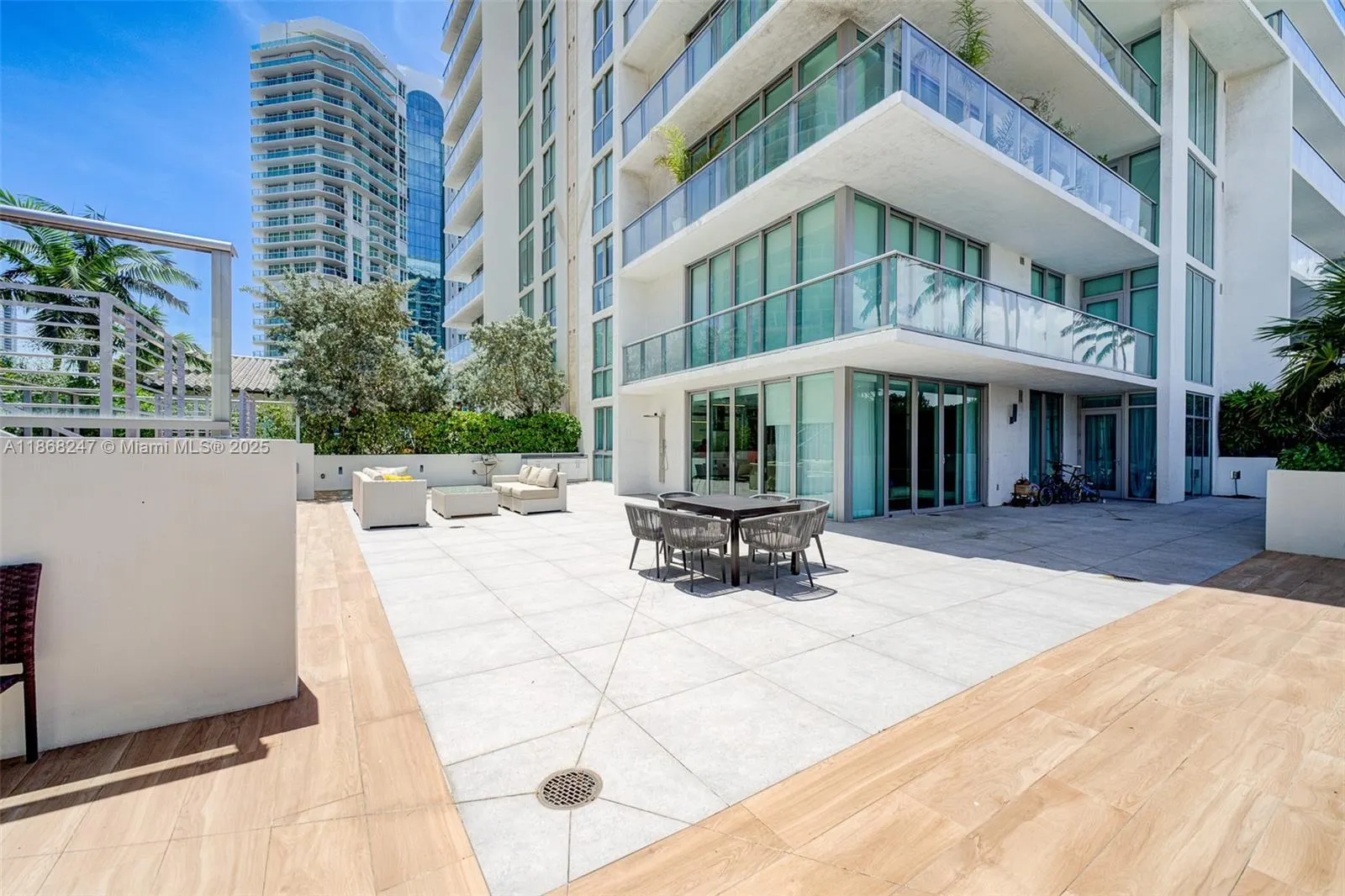 300 Sunny Isles Blvd, #4-501