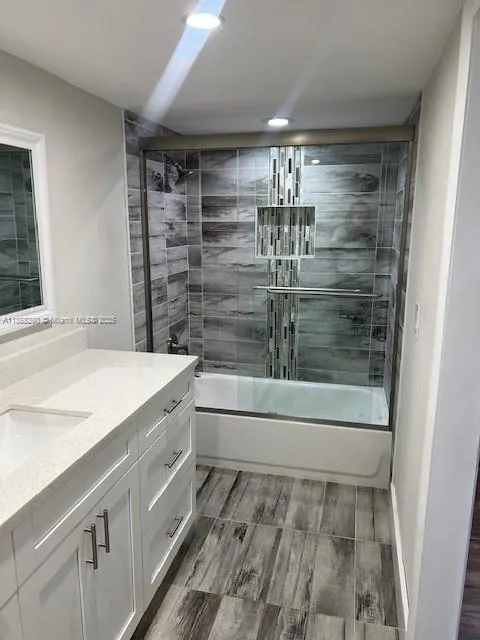 9273 SW 8th St, #310