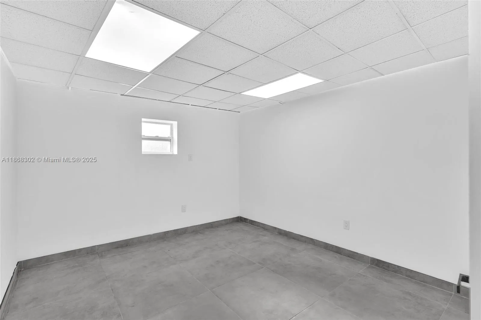 570 NW 54th St