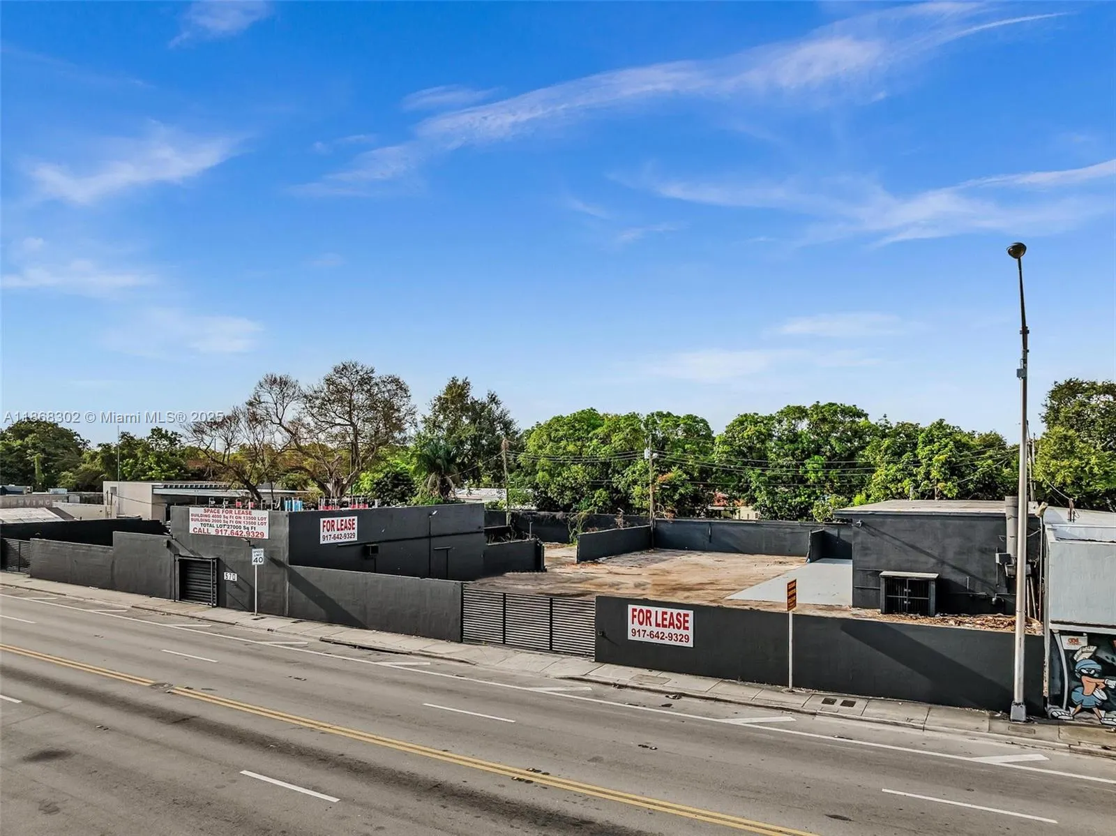 570 NW 54th St
