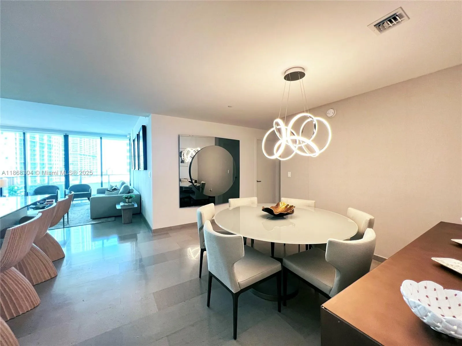 68 SE 6th St, #1003