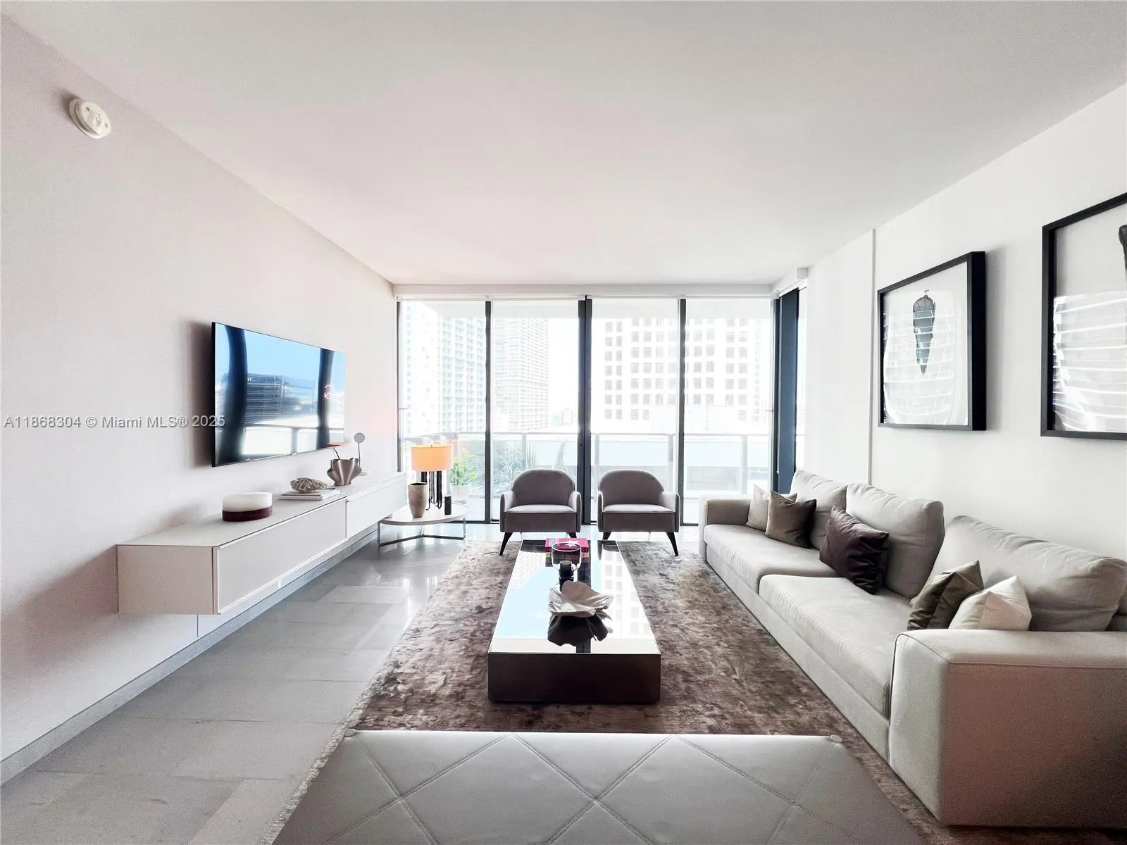 68 SE 6th St, #1003