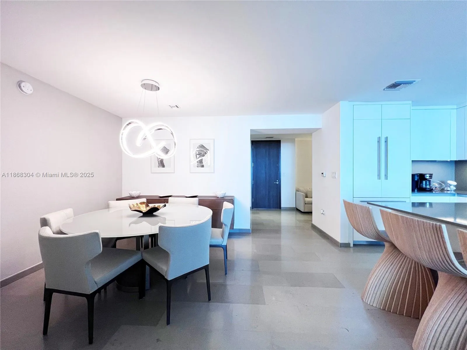 68 SE 6th St, #1003