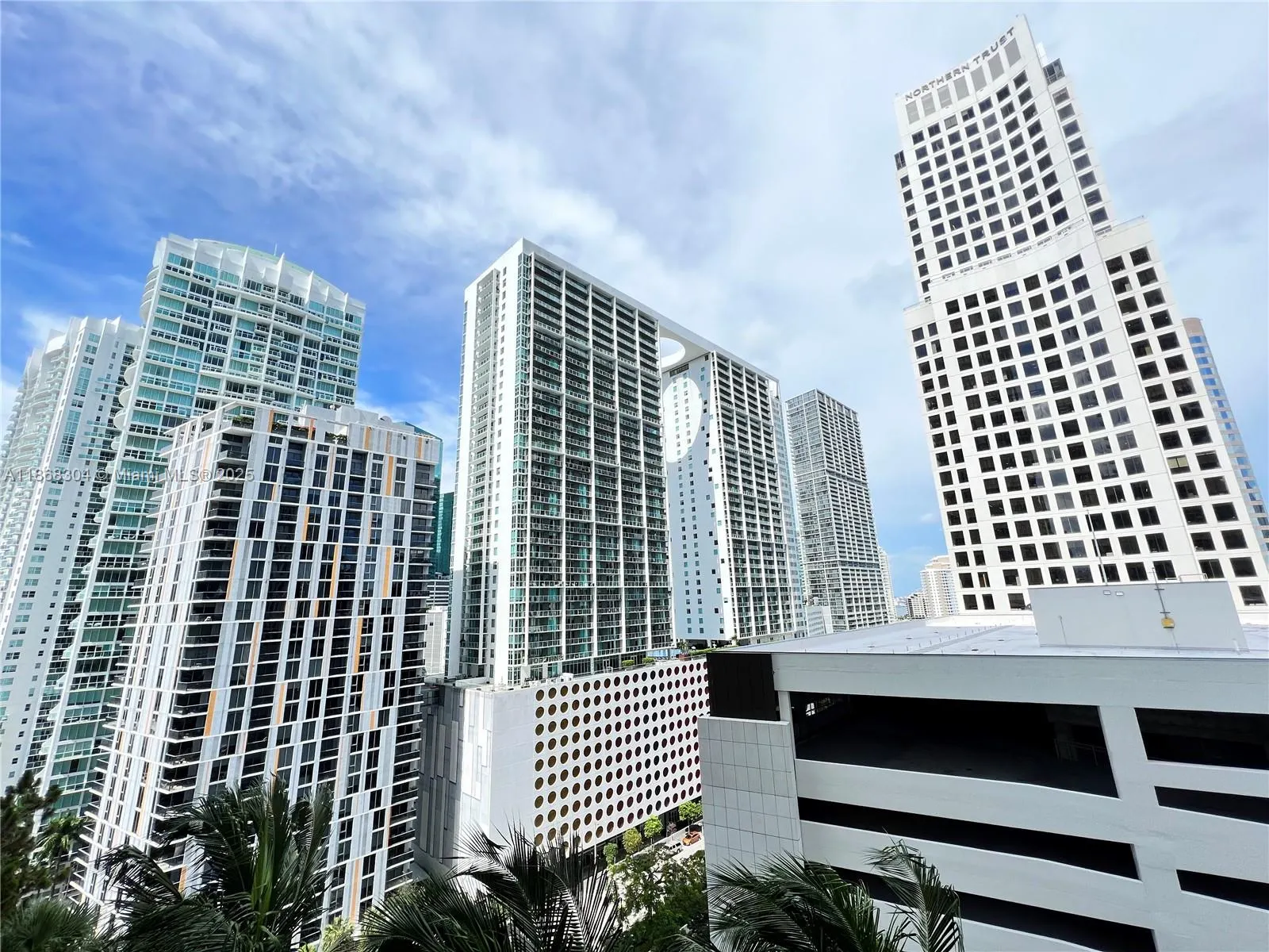 68 SE 6th St, #1003