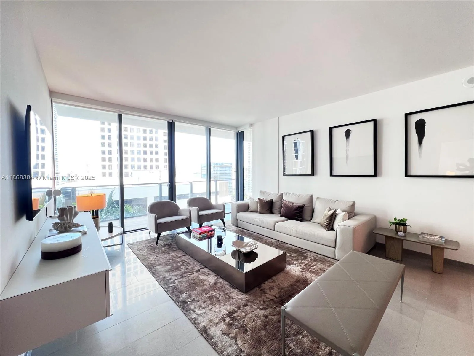 68 SE 6th St, #1003