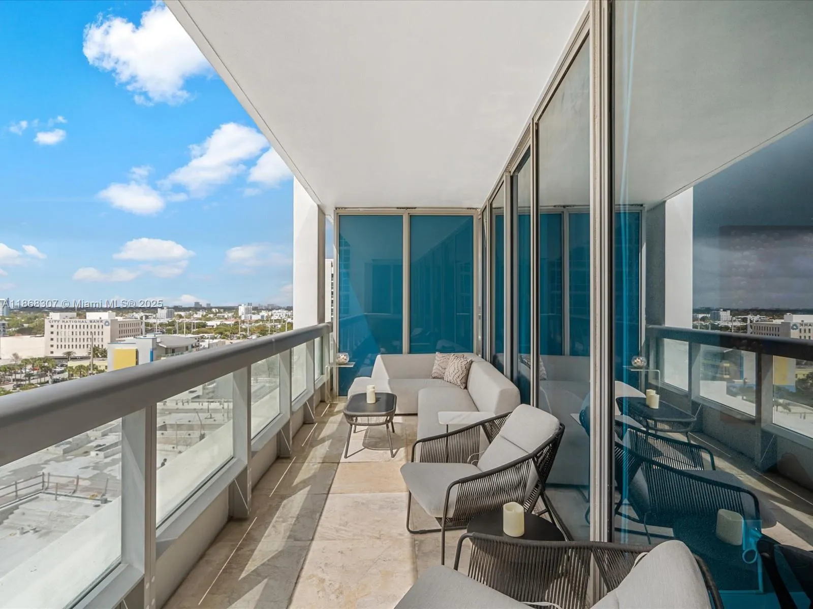 6899 Collins Ave, #1010