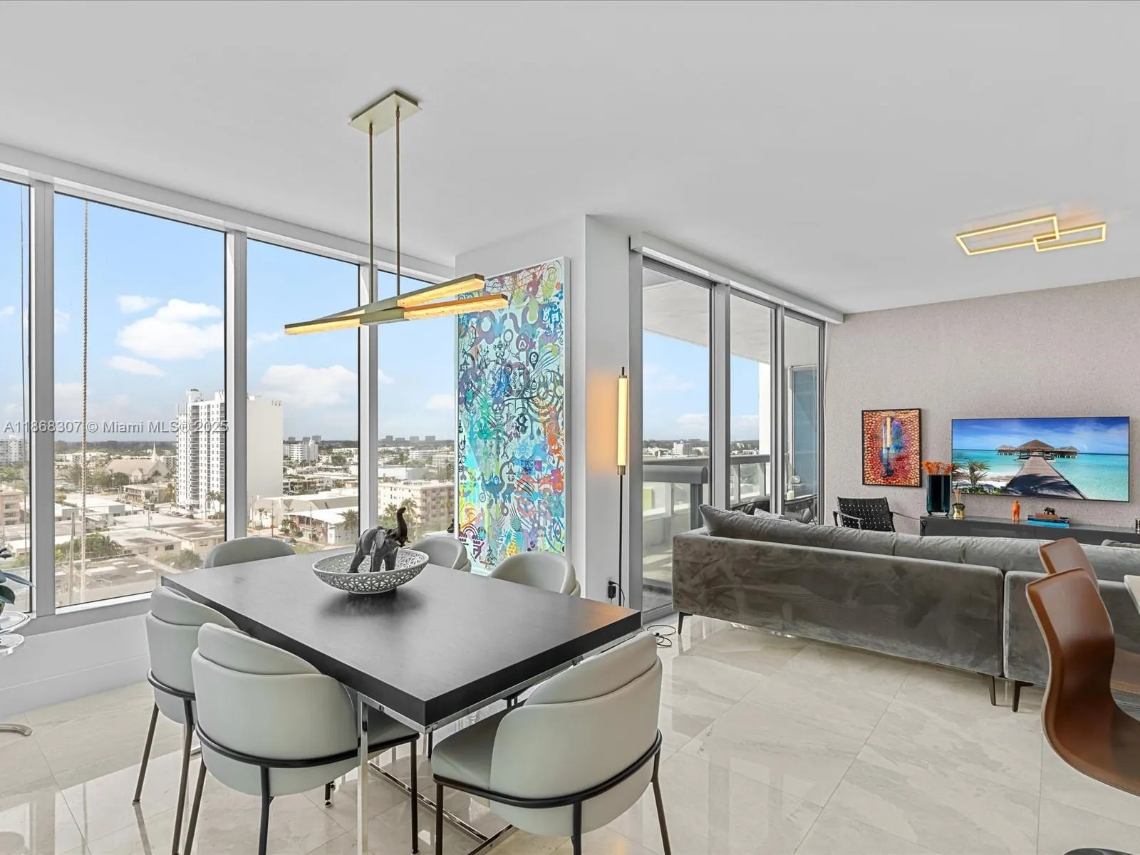 6899 Collins Ave, #1010