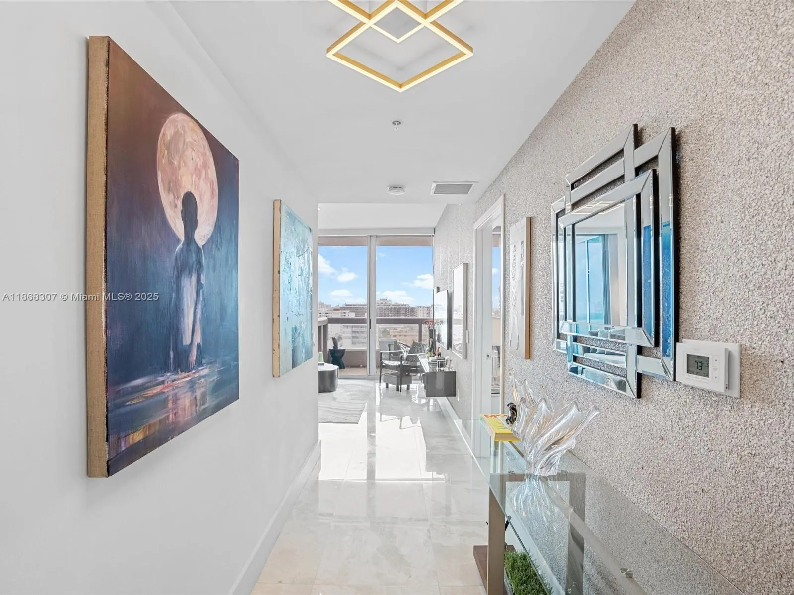 6899 Collins Ave, #1010