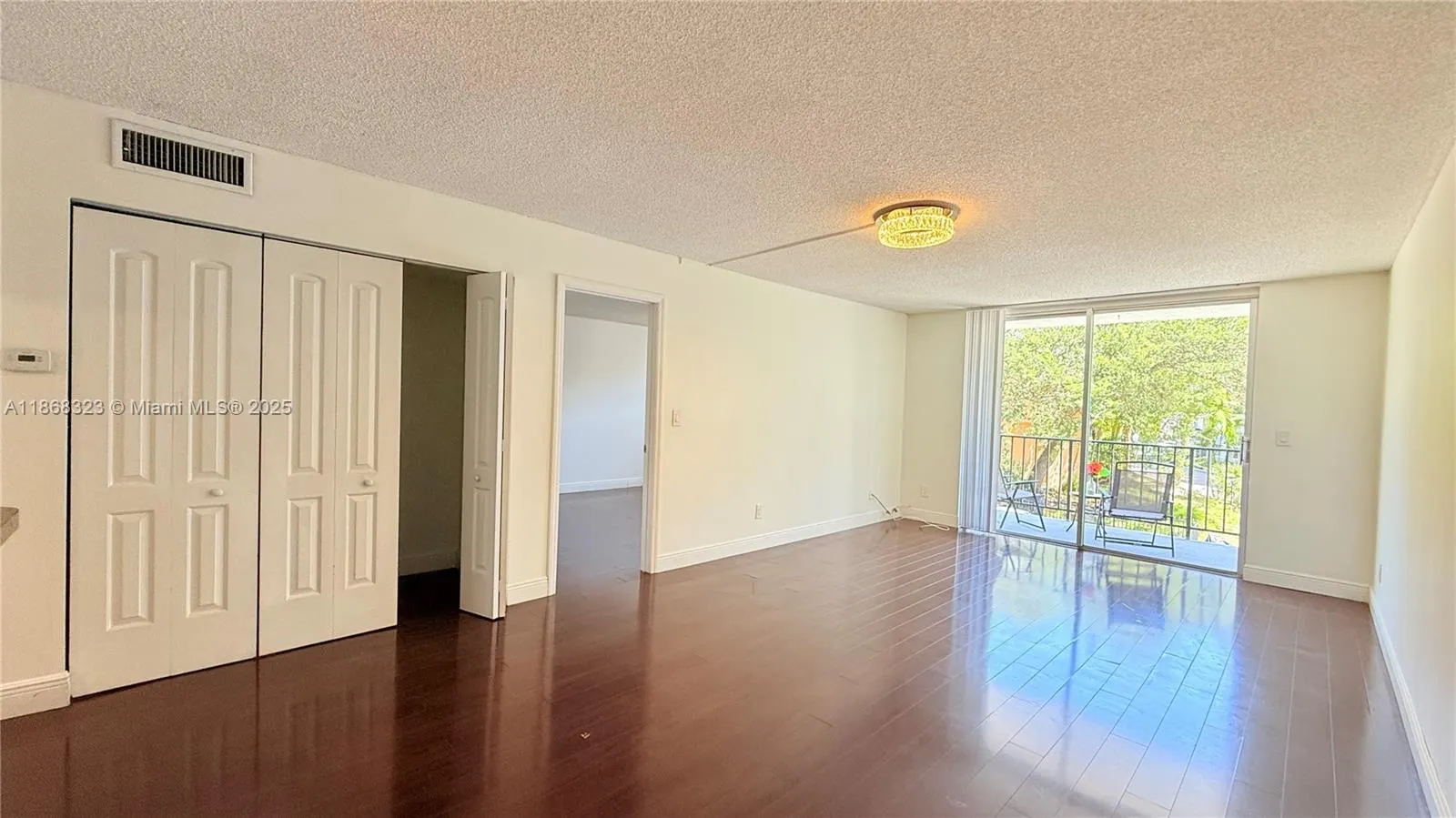 1465 NE 123rd St, #205