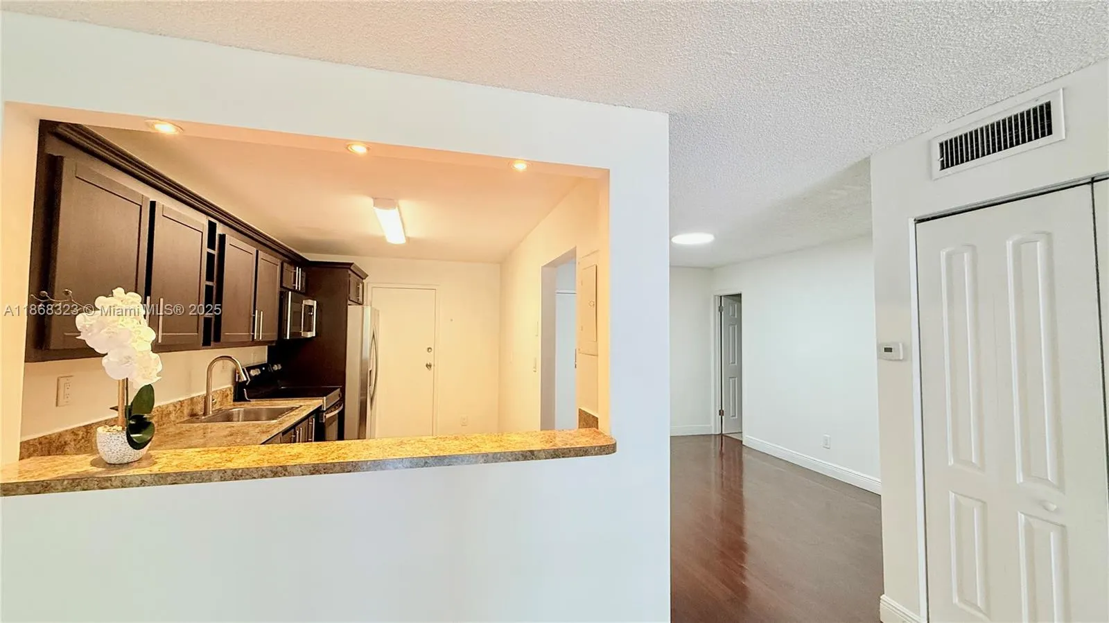 1465 NE 123rd St, #205
