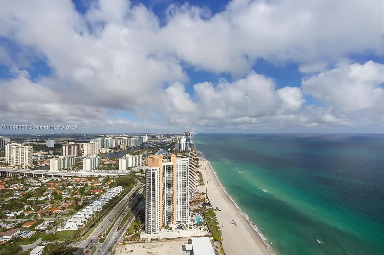 18555 Collins Ave, #4605