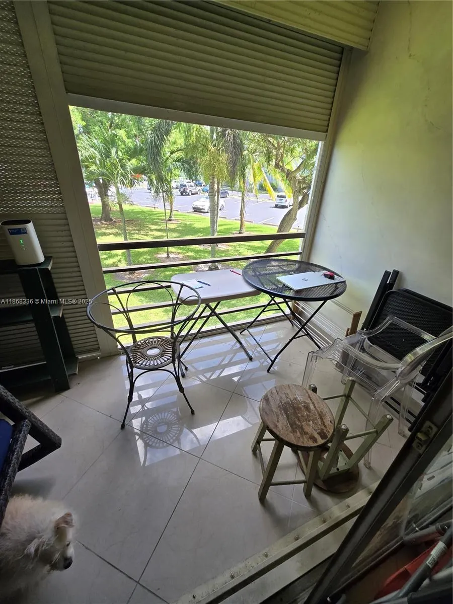 115 Royal Park Dr, #2H