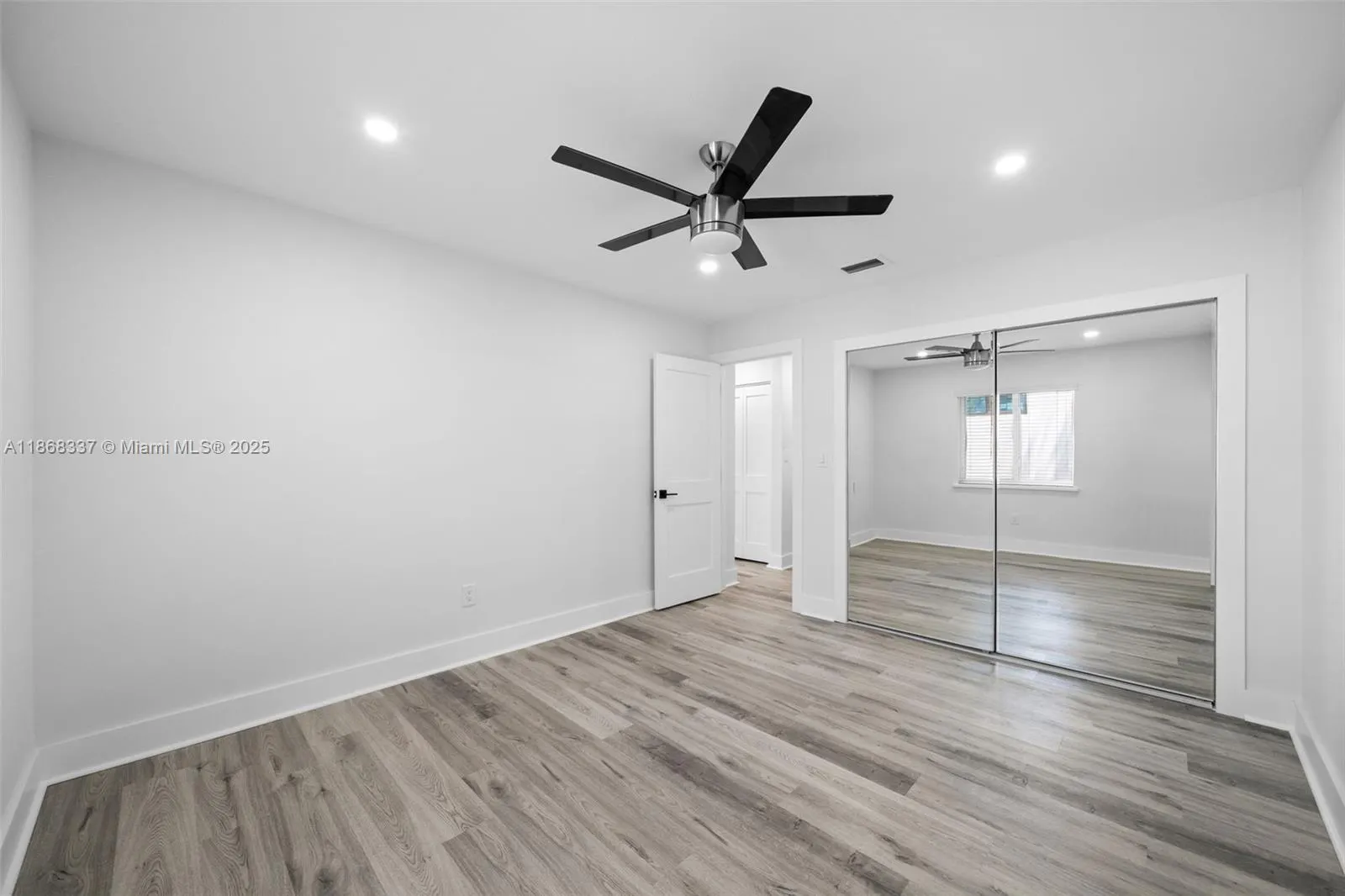 3143 Day Ave, #B