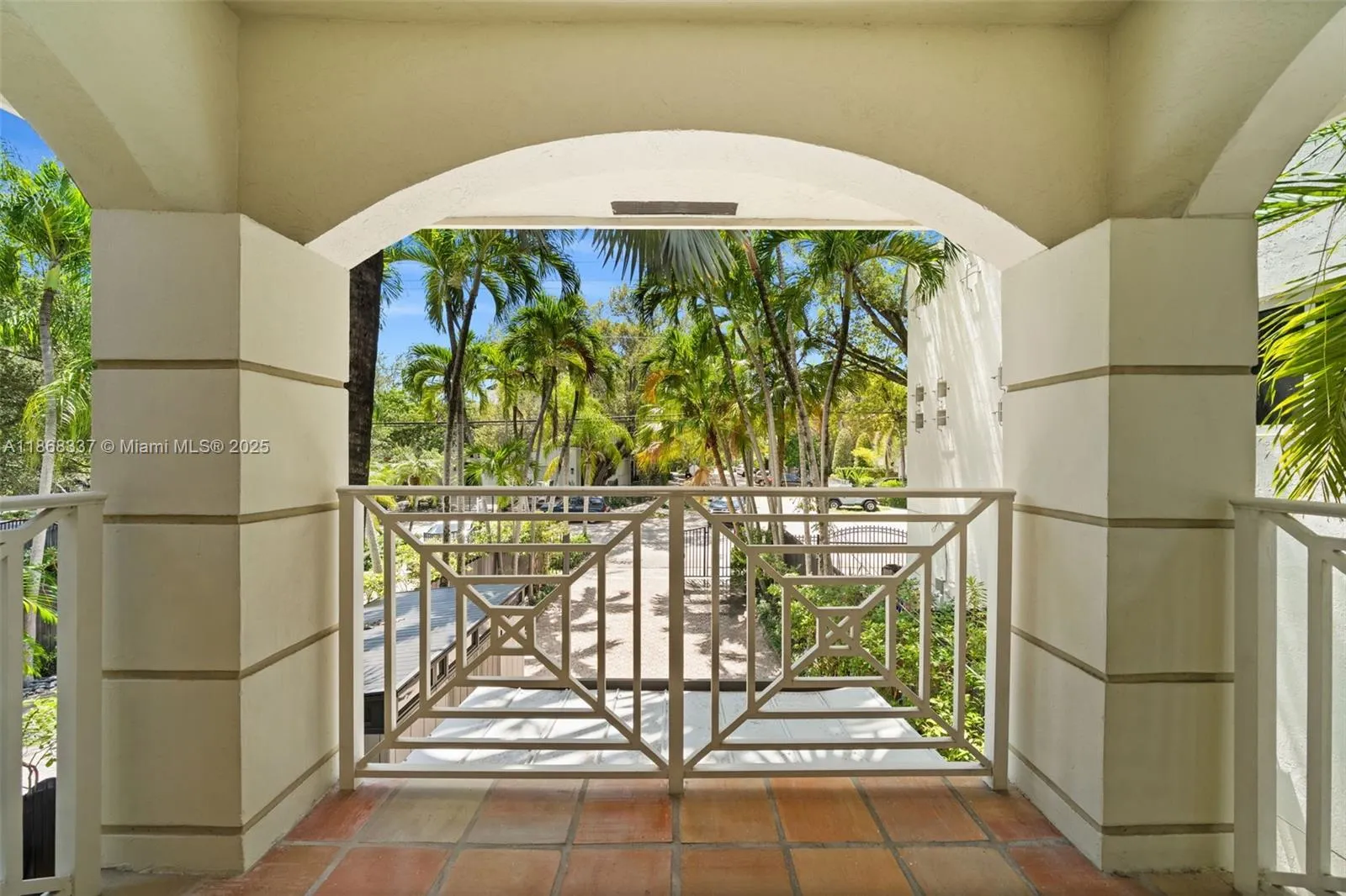 3143 Day Ave, #B