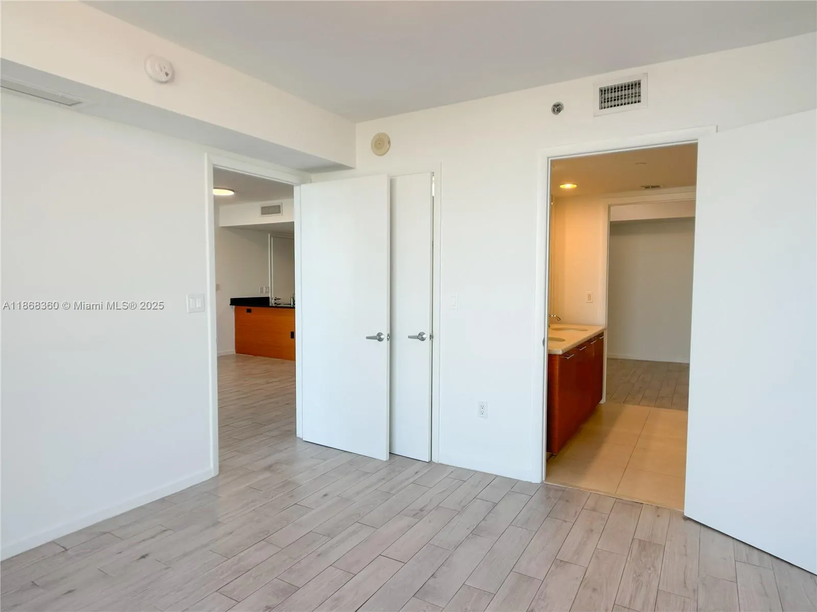 50 Biscayne Blvd, #3104