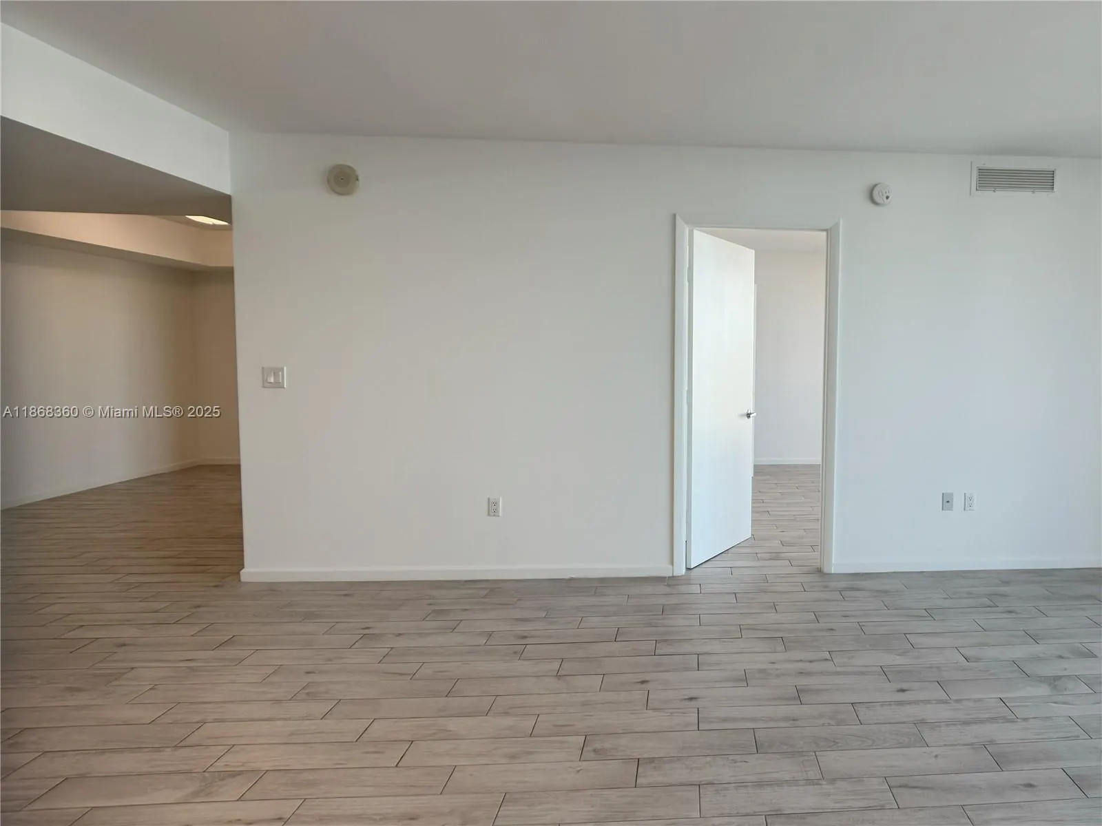 50 Biscayne Blvd, #3104