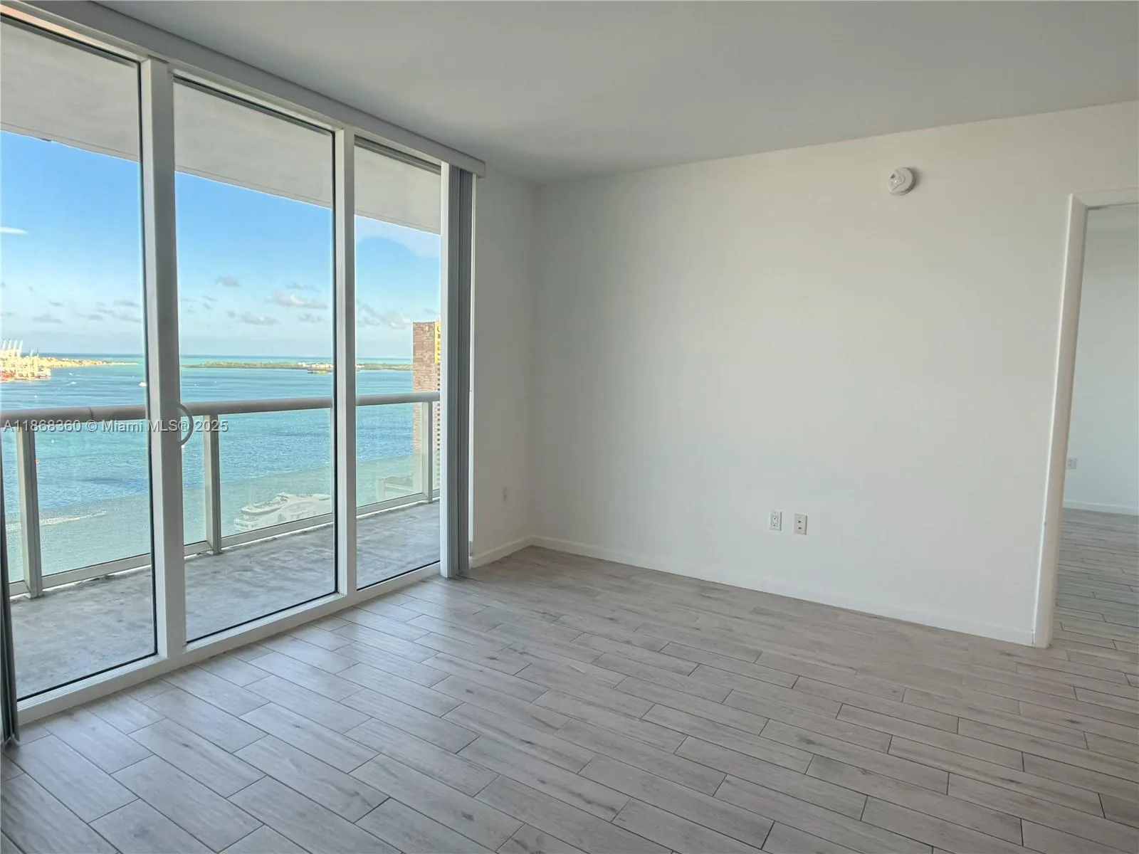 50 Biscayne Blvd, #3104