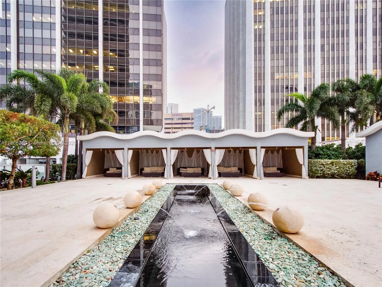 50 Biscayne Blvd, #3104