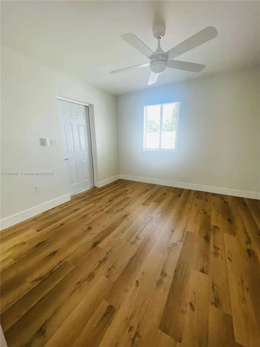 1145 NW 25th St