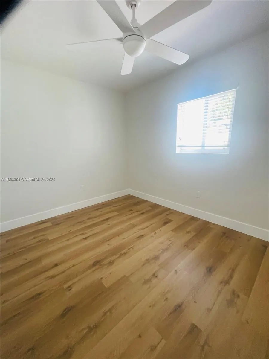 1145 NW 25th St
