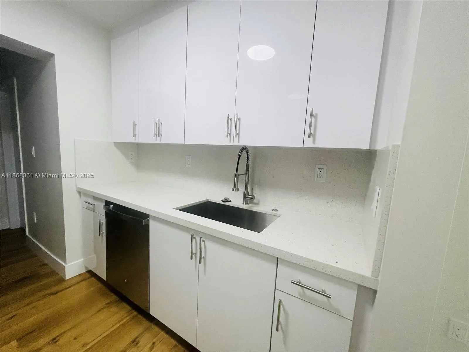 1145 NW 25th St