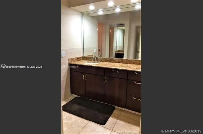 342 Lakeview Dr, #102